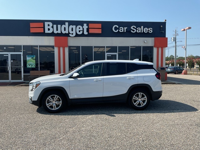 2024 GMC Terrain SLE's photo