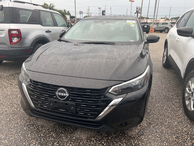 2024 Nissan Sentra S's photo