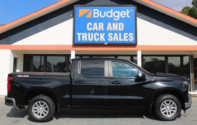 2019 Toyota Corolla Hatchback SE's photo
