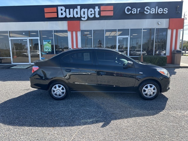 2023 Mitsubishi Mirage ES's photo