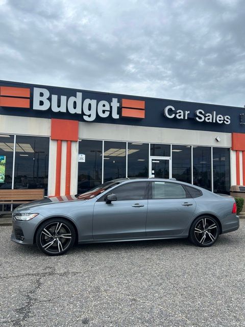 2020 Volvo S90 T6 R-Design AWD's photo