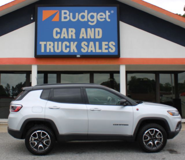 2025 Jeep Compass Trailhawk 4X4's photo