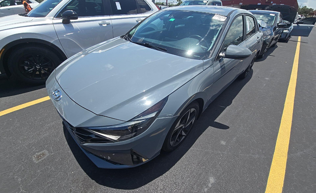 2022 Hyundai Elantra 2.0 SEL IVT SULEV's photo