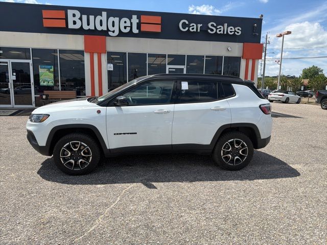 2025 Jeep Compass Trailhawk 4X4's photo