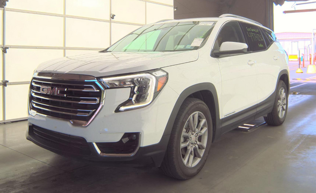2024 GMC Terrain SLT AWD's photo