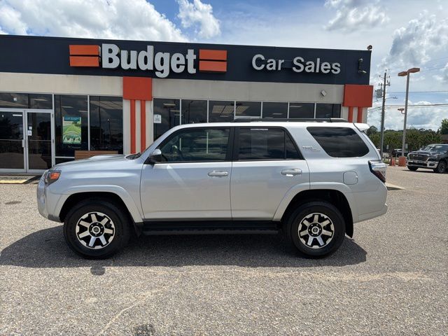 2024 Toyota 4Runner TRD Off-Road 4WD V6's photo